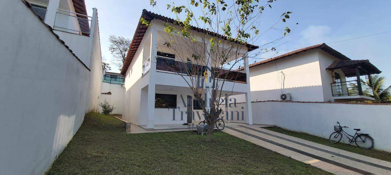 Casa de Condomínio à venda com 5 quartos, 265m² - Foto 4