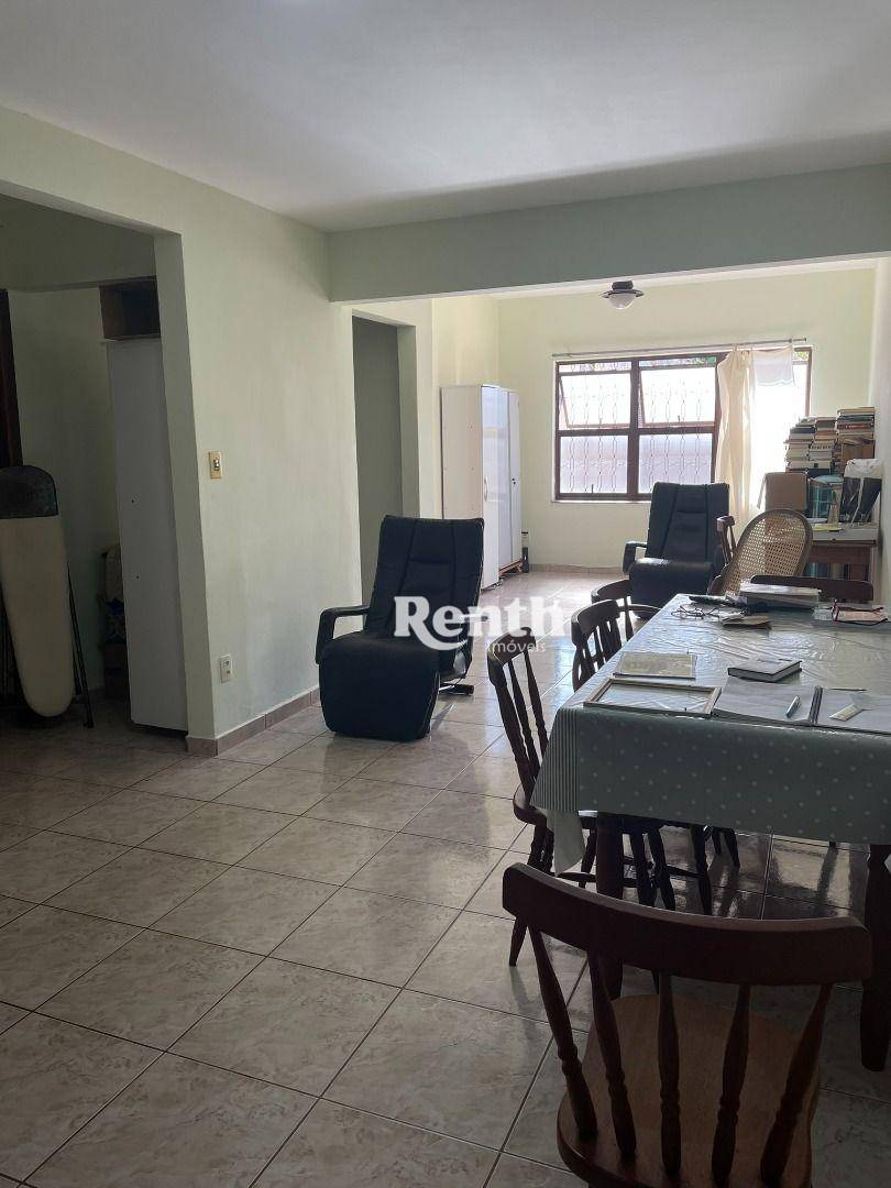 Casa à venda com 3 quartos, 165m² - Foto 6