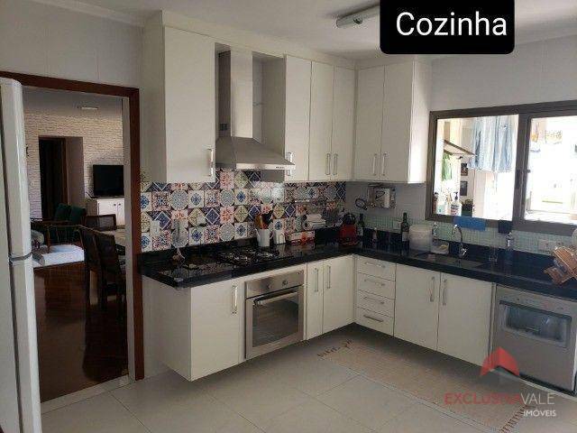 Apartamento à venda com 4 quartos, 183m² - Foto 5