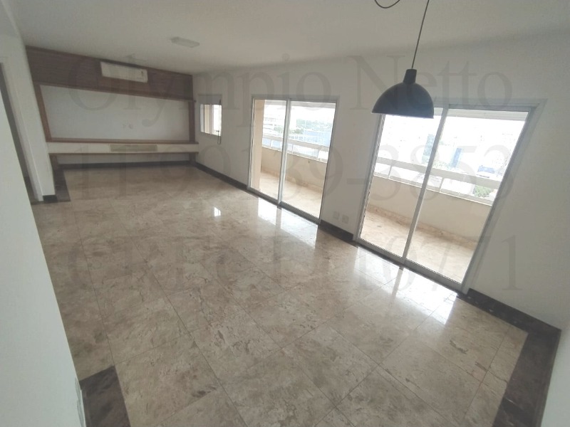 Apartamento à venda com 3 quartos, 160m² - Foto 4