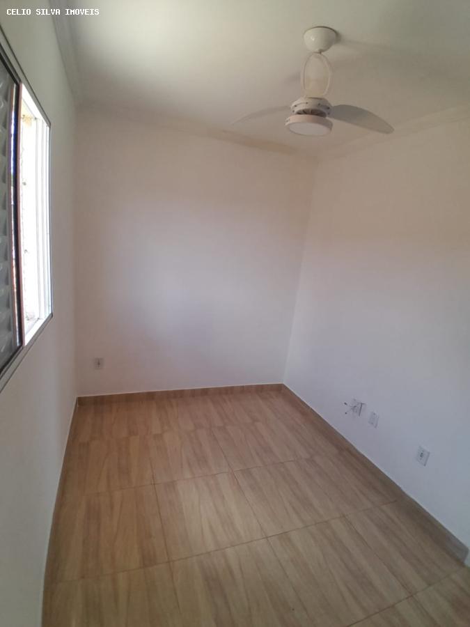 Casa à venda com 2 quartos, 30m² - Foto 16