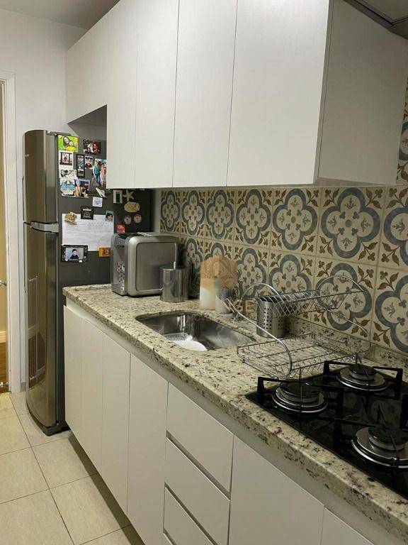 Apartamento à venda com 2 quartos, 64m² - Foto 8