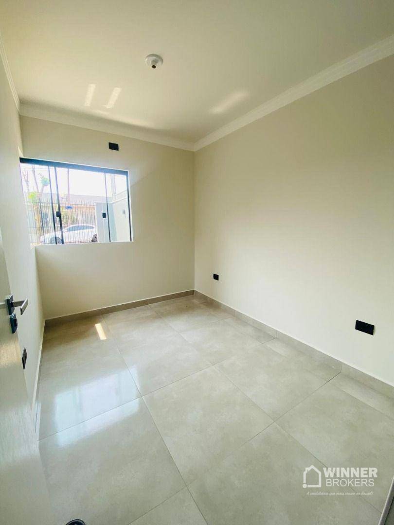 Casa à venda com 3 quartos, 76m² - Foto 10