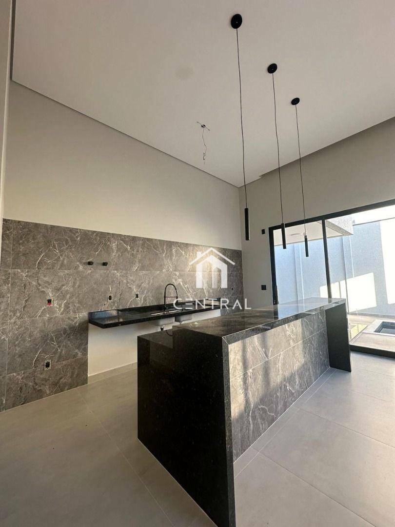 Casa de Condomínio à venda com 3 quartos, 260m² - Foto 13