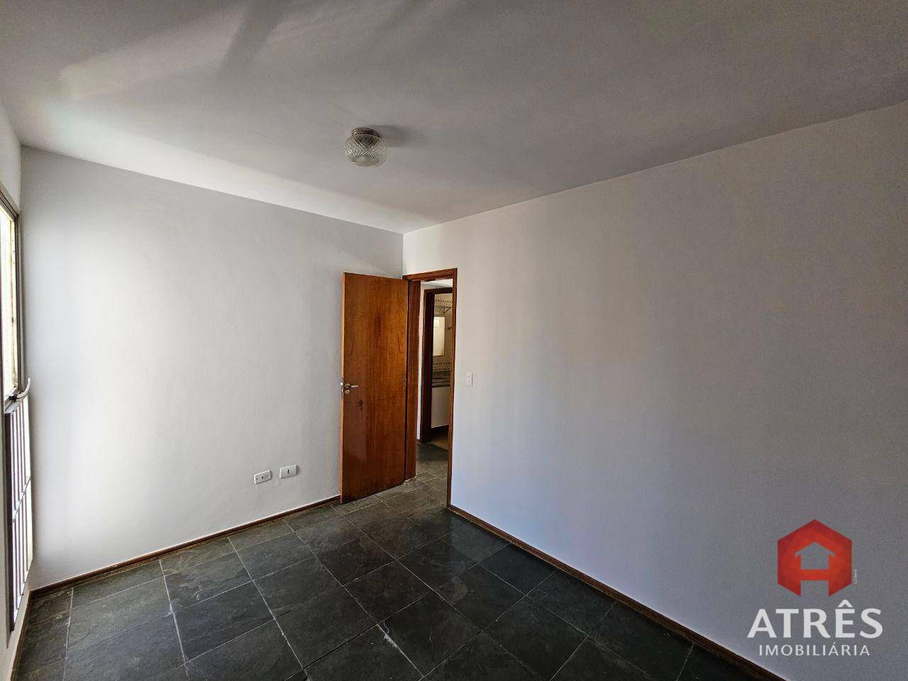 Apartamento para alugar com 3 quartos, 80m² - Foto 8