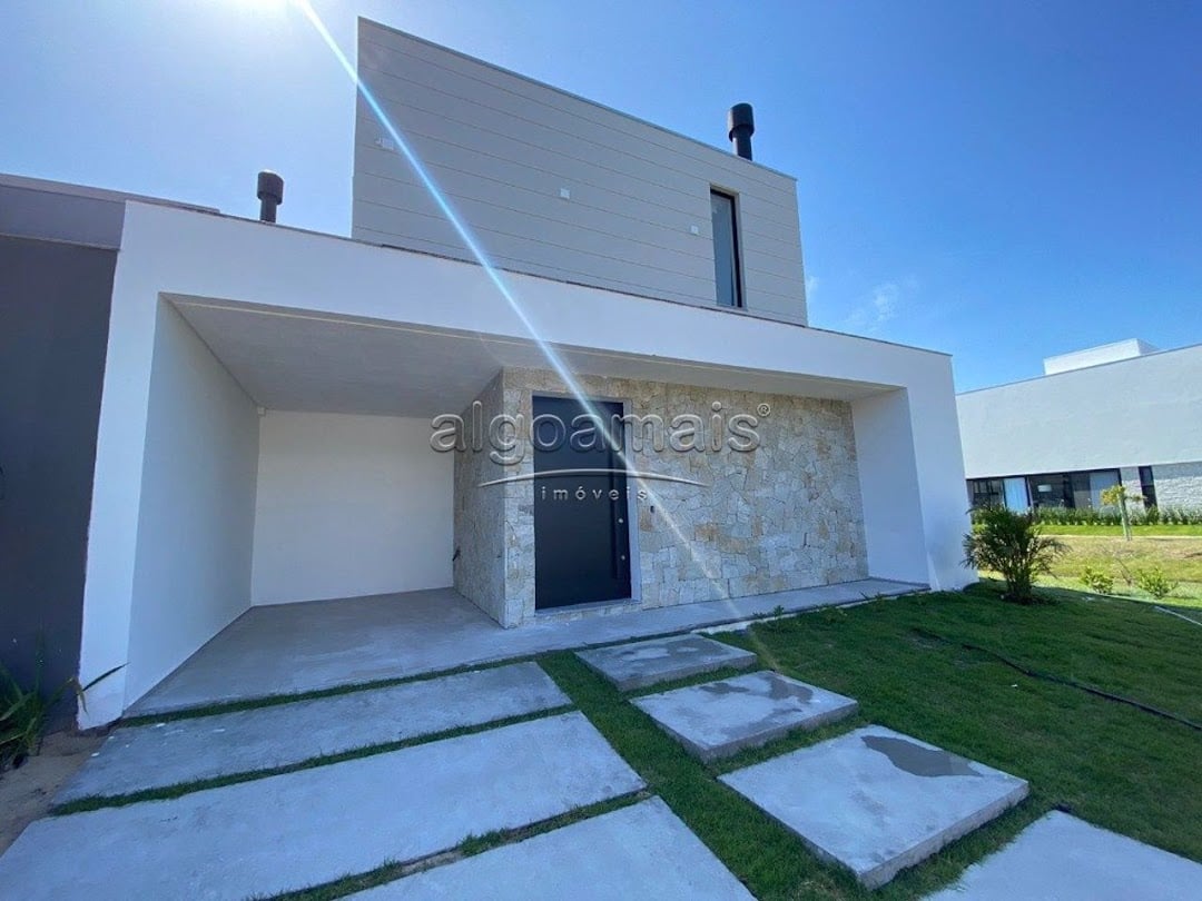 Casa de Condomínio à venda com 4 quartos, 208m² - Foto 2