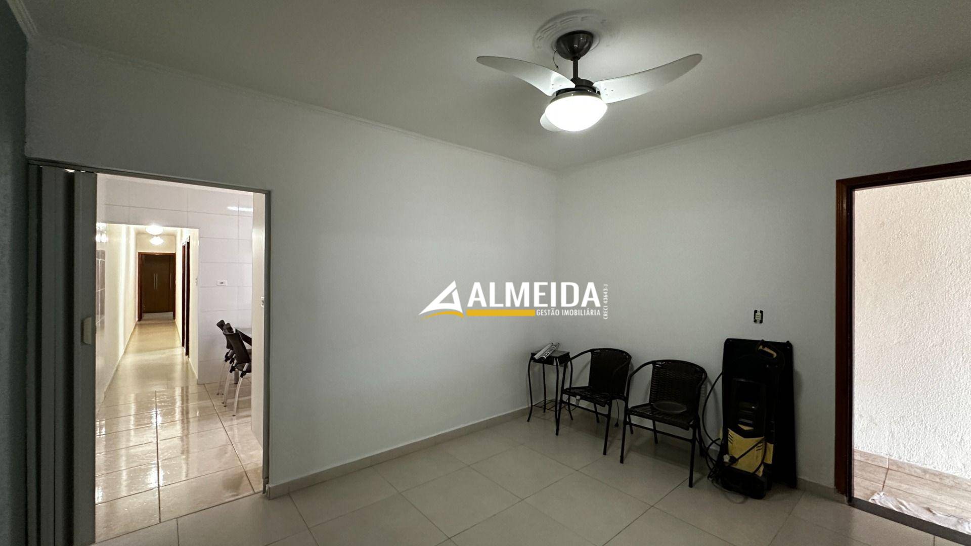 Casa, 3 quartos, 160 m² - Foto 3