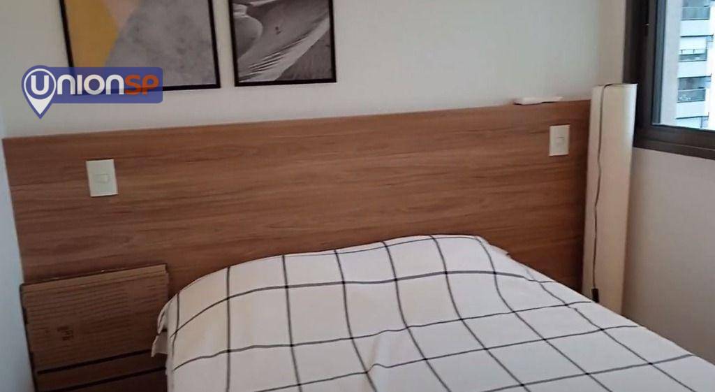 Apartamento à venda com 3 quartos, 141m² - Foto 10