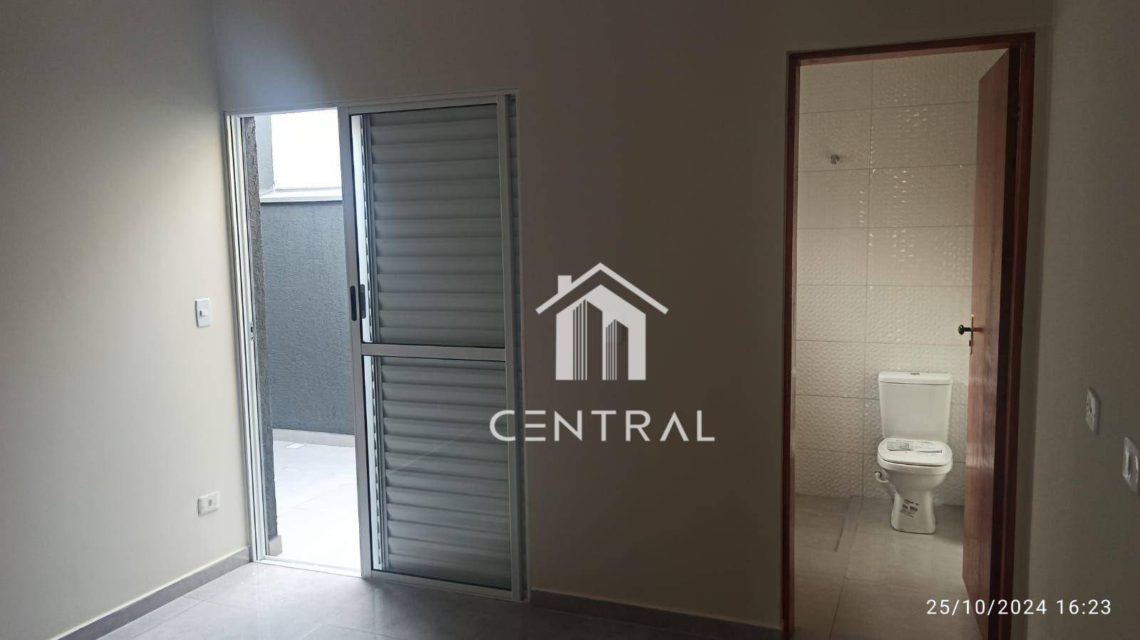 Casa à venda com 2 quartos, 56m² - Foto 14