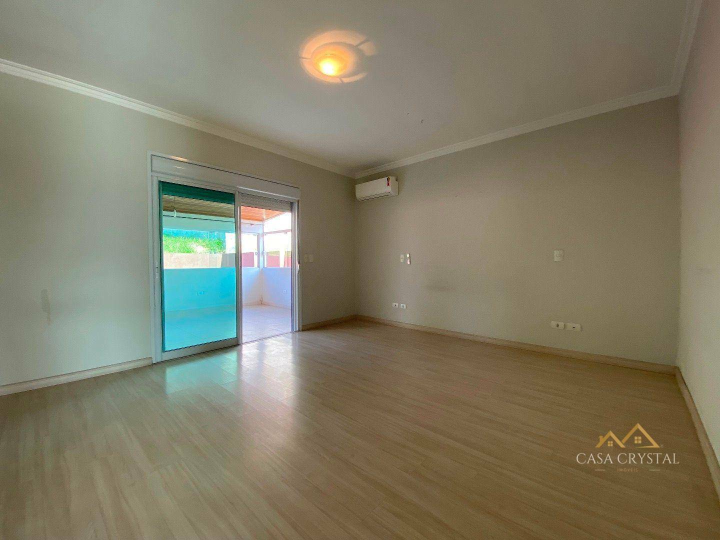 Casa de Condomínio à venda com 3 quartos, 341m² - Foto 45