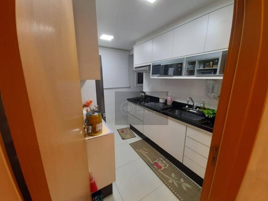 Apartamento à venda com 2 quartos, 78m² - Foto 6