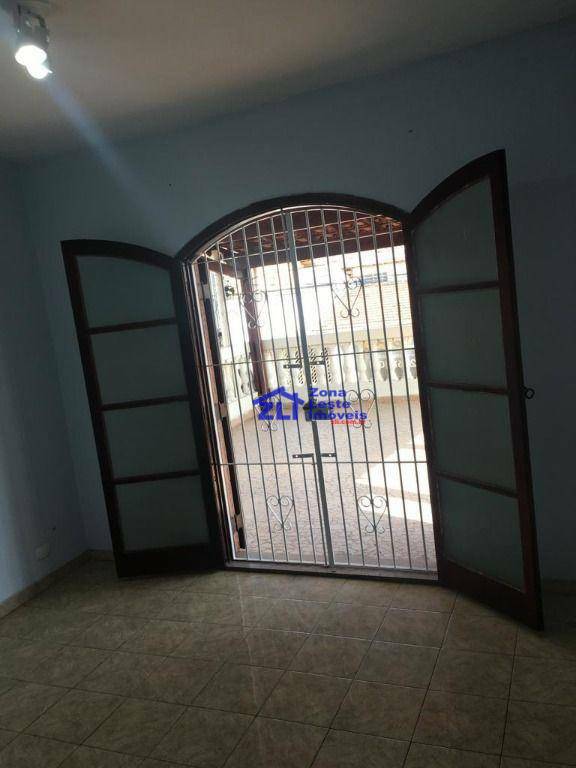 Sobrado à venda com 4 quartos, 100m² - Foto 9