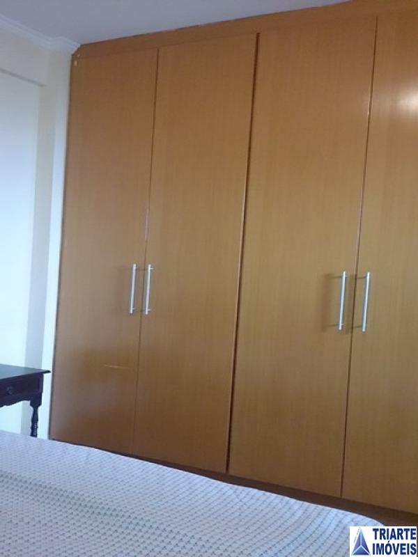 Apartamento à venda com 2 quartos, 72m² - Foto 10