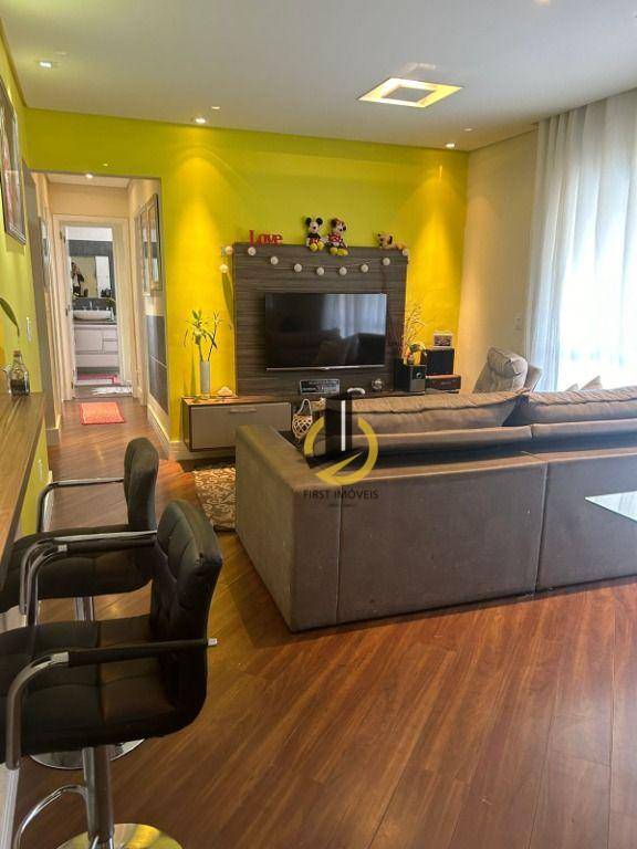 Apartamento à venda com 3 quartos, 96m² - Foto 3