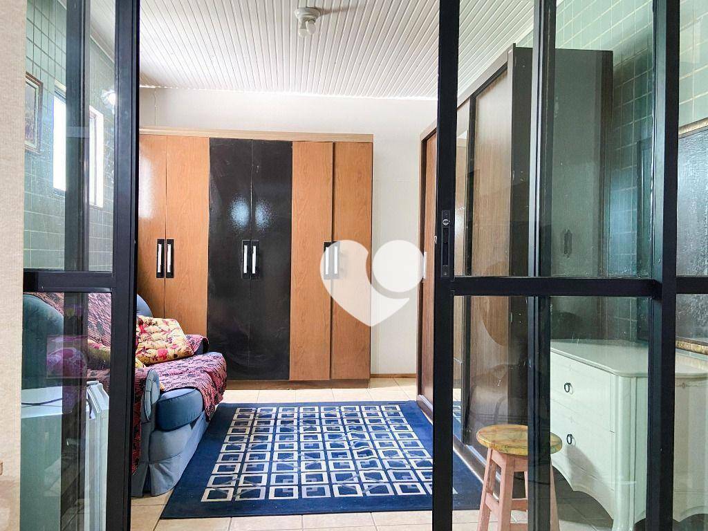 Apartamento para alugar com 4 quartos, 250m² - Foto 33