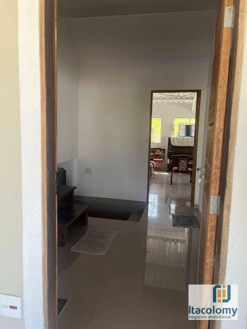 Casa à venda com 4 quartos, 250m² - Foto 20