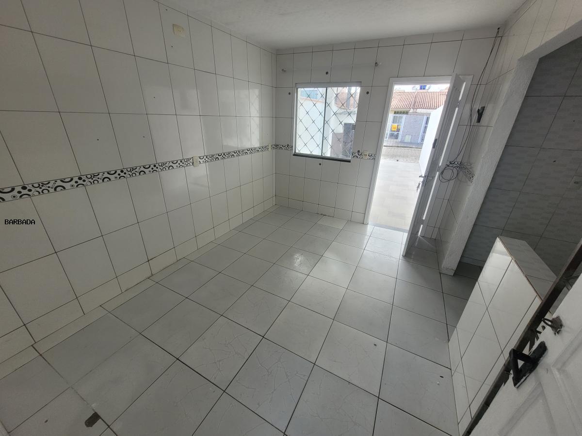 Casa para alugar com 2 quartos, 80m² - Foto 10