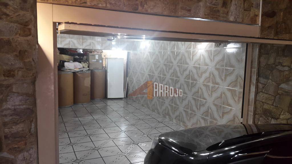 Sobrado à venda com 3 quartos, 225m² - Foto 31