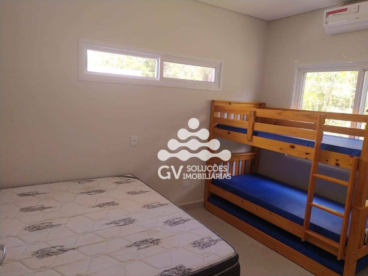 Casa de Condomínio à venda com 5 quartos, 225m² - Foto 20