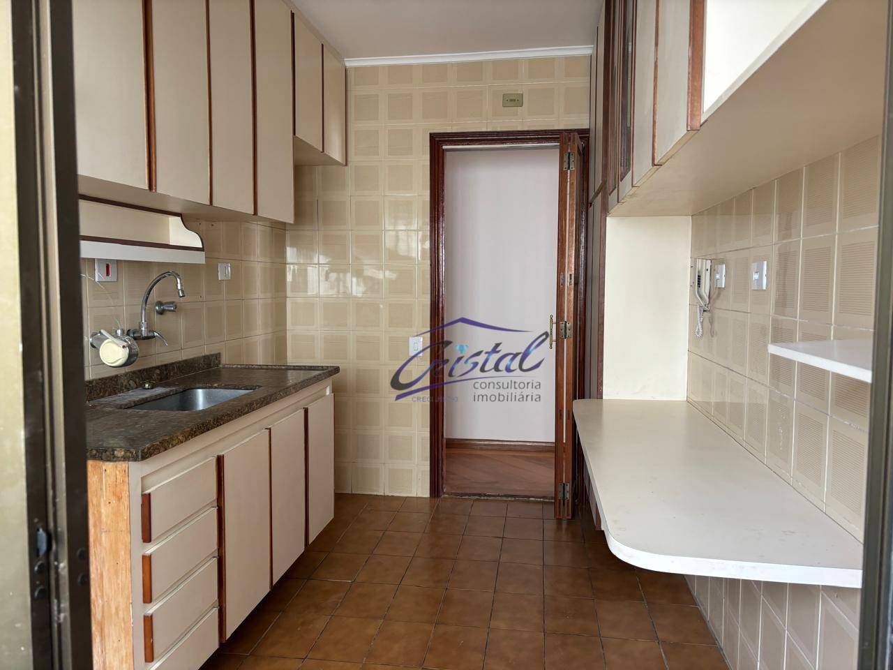 Apartamento à venda com 2 quartos, 70m² - Foto 8