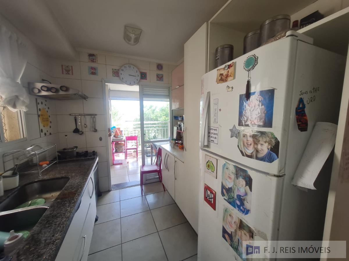 Apartamento à venda com 3 quartos, 134m² - Foto 6