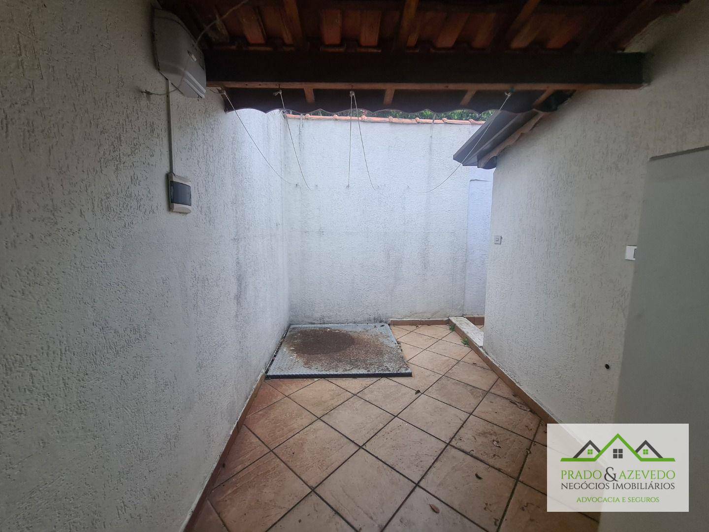 Casa à venda com 3 quartos, 202m² - Foto 17