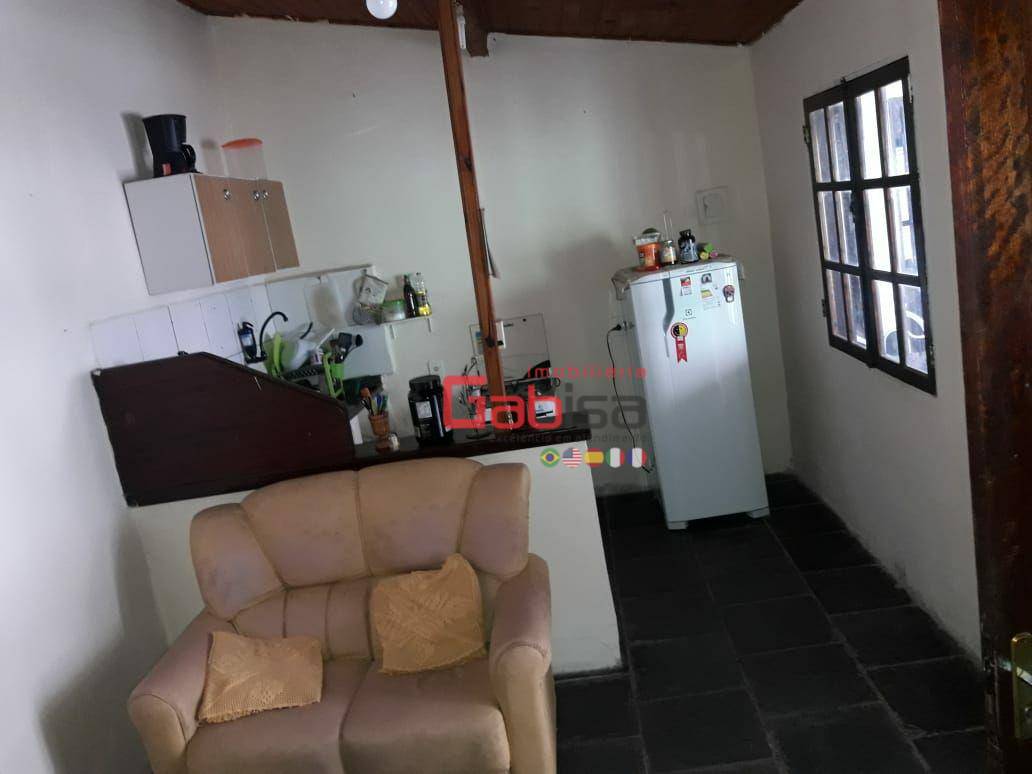 Casa à venda com 2 quartos, 60m² - Foto 16