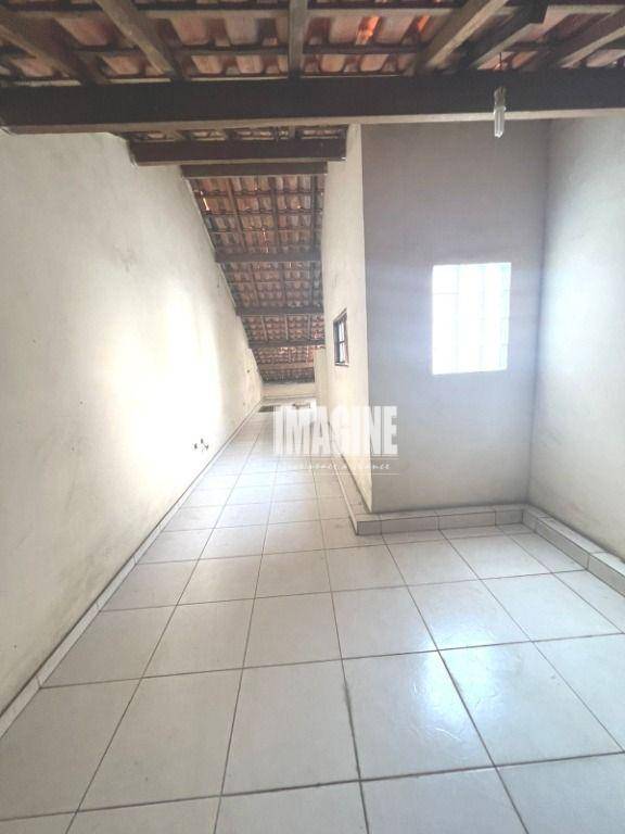 Sobrado à venda com 3 quartos, 220m² - Foto 14