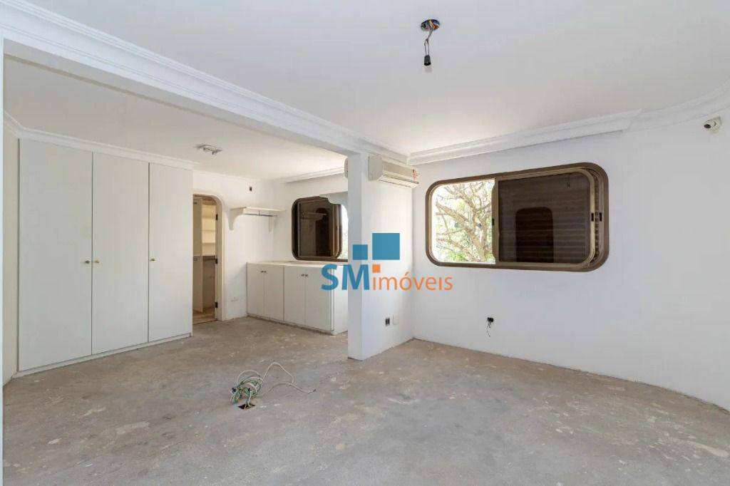 Apartamento à venda com 4 quartos, 231m² - Foto 11