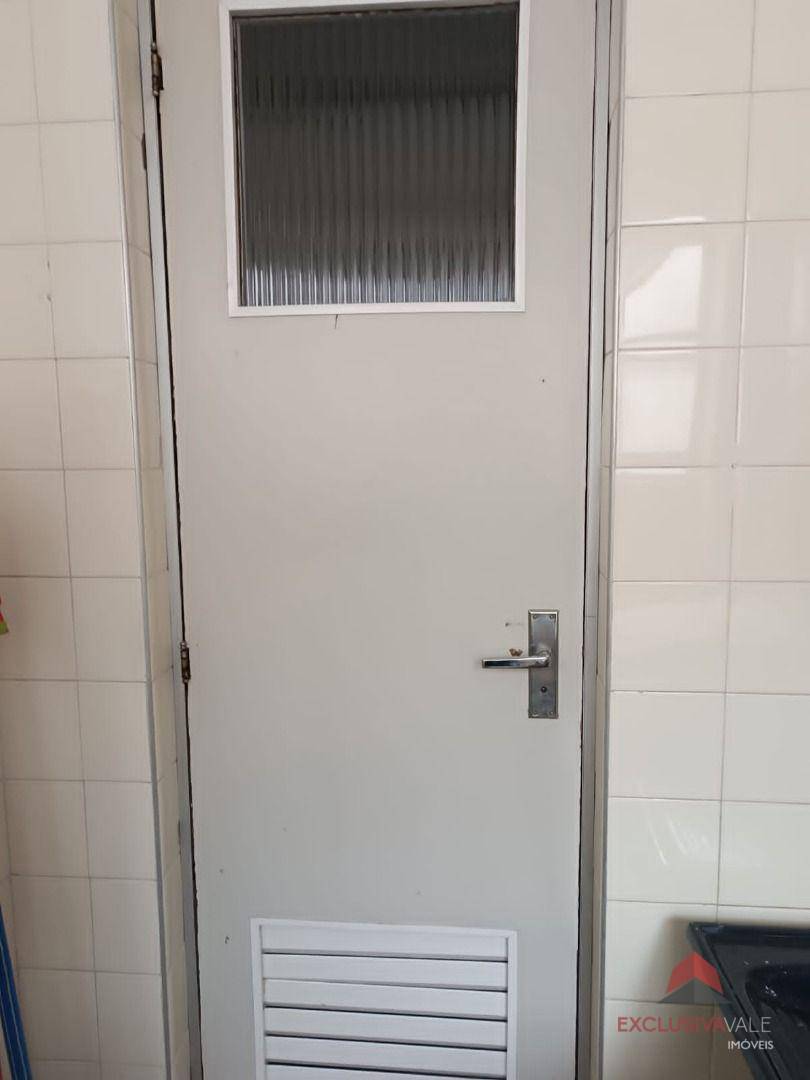 Apartamento à venda com 3 quartos, 115m² - Foto 11
