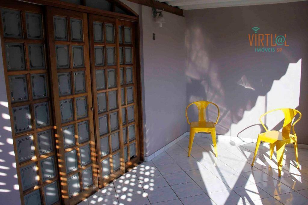 Sobrado à venda com 3 quartos, 140m² - Foto 4