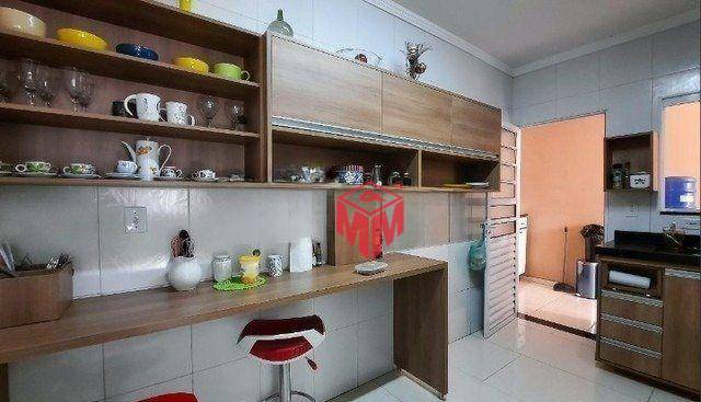 Sobrado à venda com 3 quartos, 183m² - Foto 12