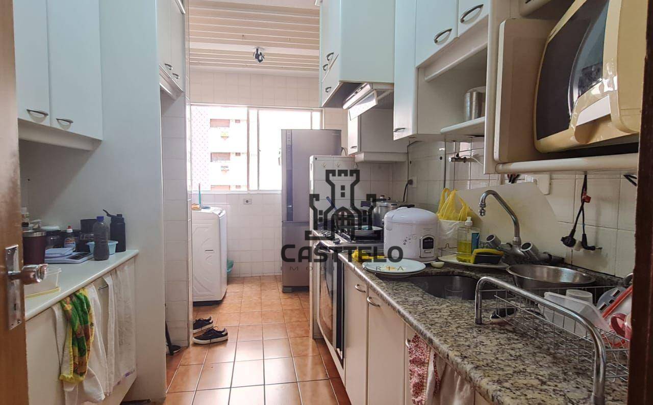 Apartamento à venda com 3 quartos, 94m² - Foto 9