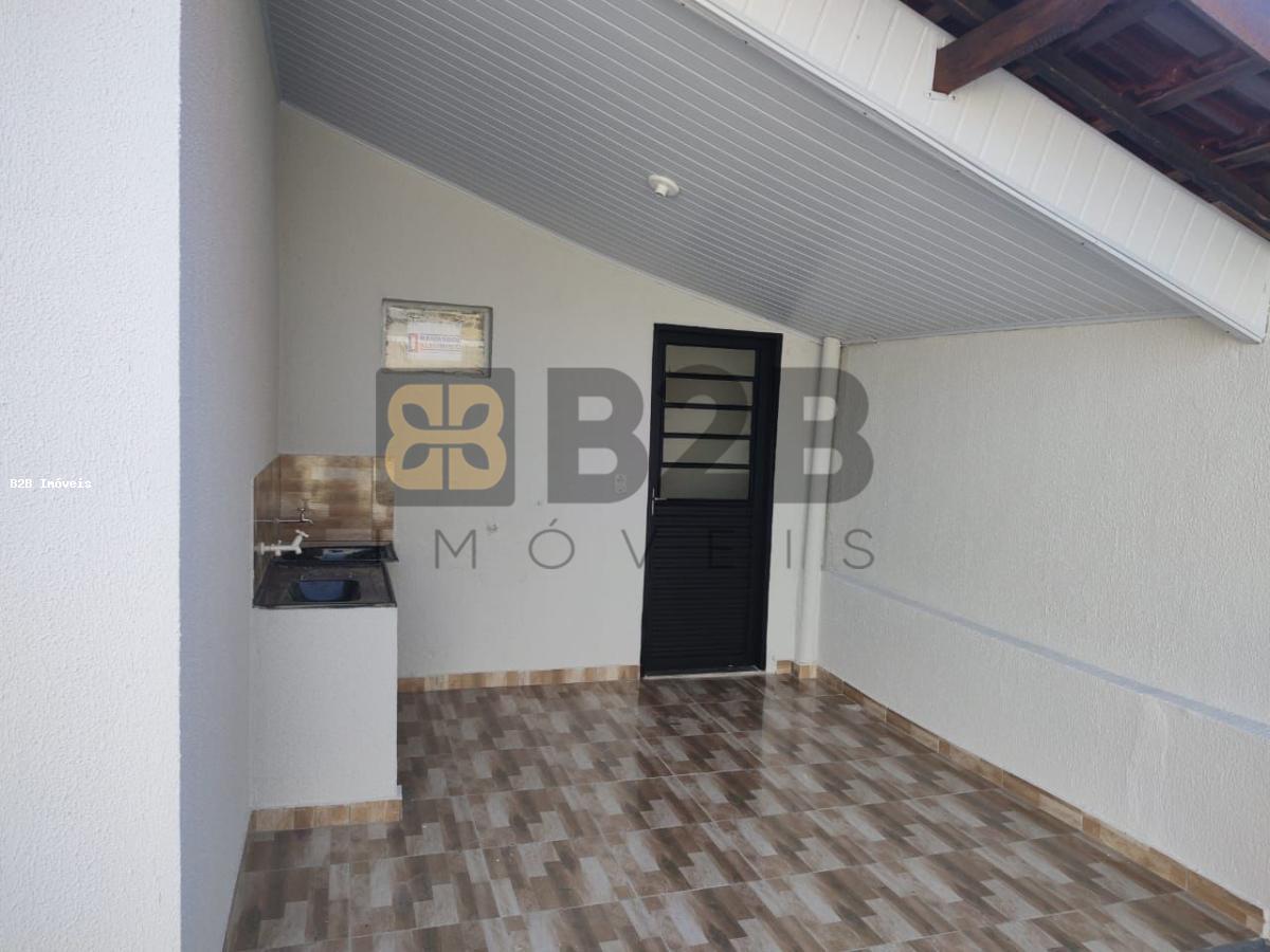 Casa à venda com 2 quartos, 200m² - Foto 4