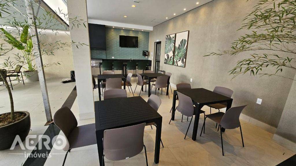Apartamento para alugar com 3 quartos, 103m² - Foto 32