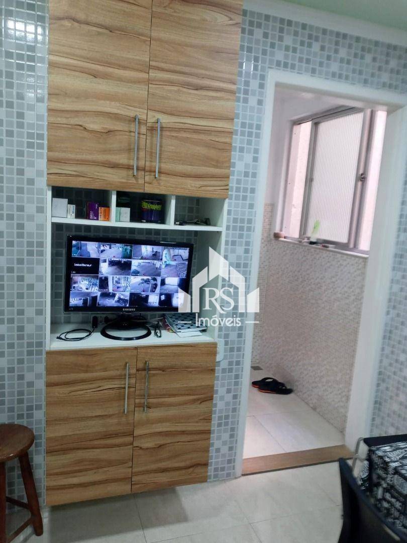 Apartamento à venda com 2 quartos, 70m² - Foto 14