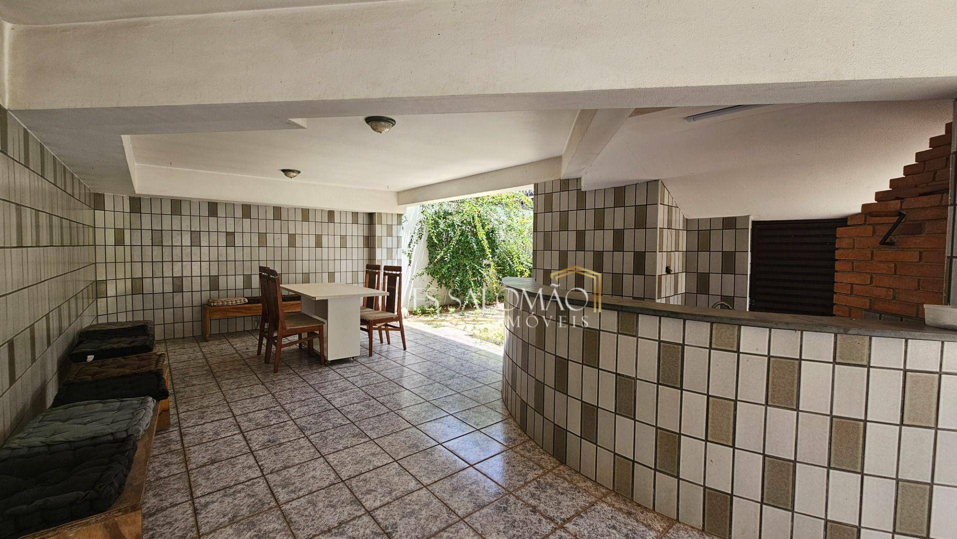 Sobrado para alugar com 4 quartos, 300m² - Foto 23