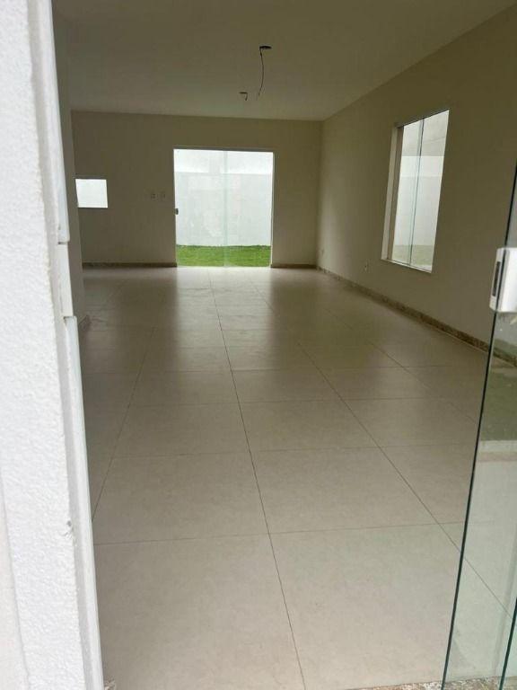 Casa à venda com 4 quartos, 170m² - Foto 15