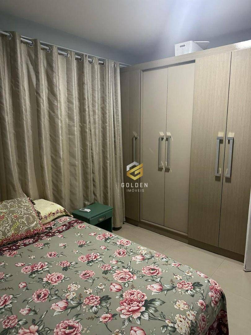 Casa de Condomínio à venda com 5 quartos, 225m² - Foto 14