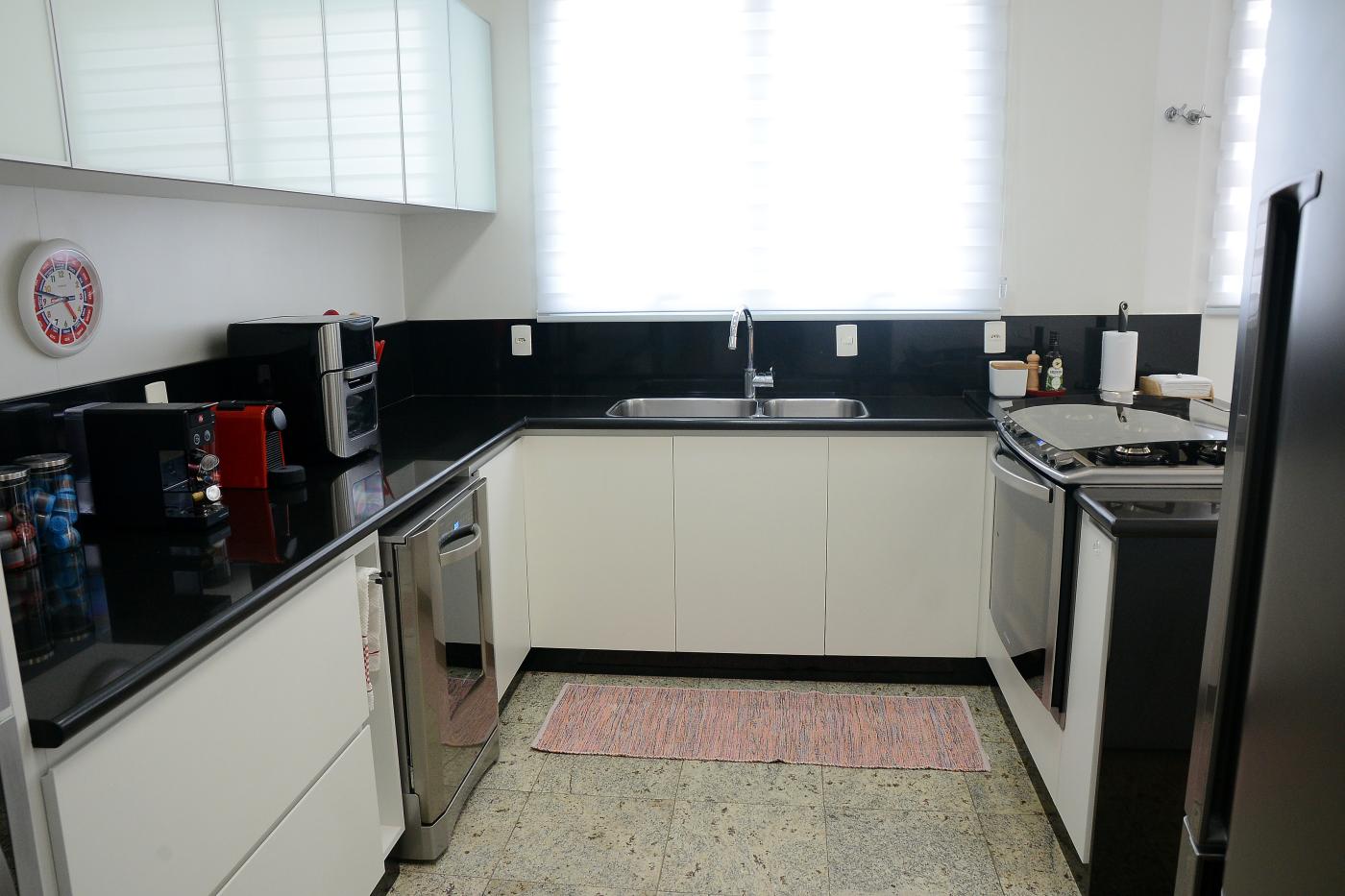 Apartamento à venda com 4 quartos, 284m² - Foto 15