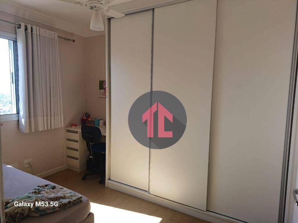 Apartamento à venda com 3 quartos, 87m² - Foto 19