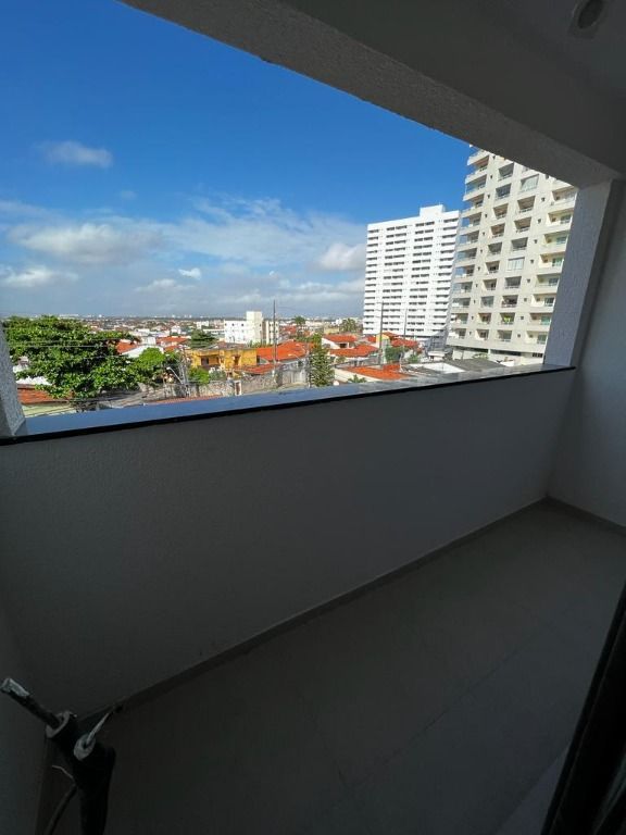 Apartamento para alugar com 2 quartos, 60m² - Foto 13