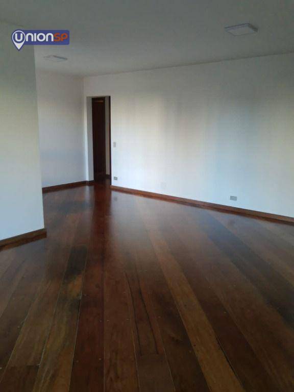 Apartamento à venda com 3 quartos, 133m² - Foto 2