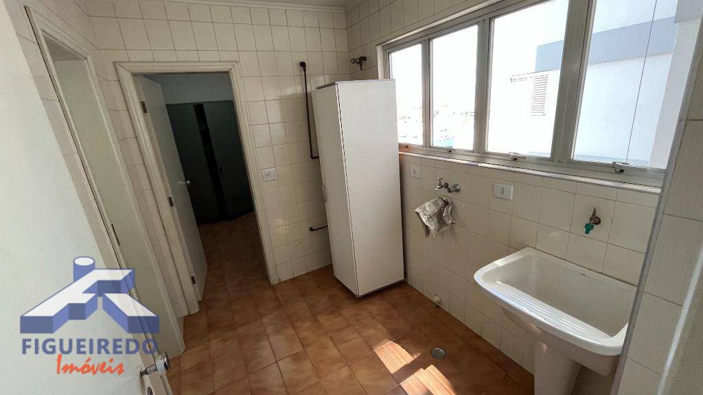 Apartamento à venda com 4 quartos, 197m² - Foto 23