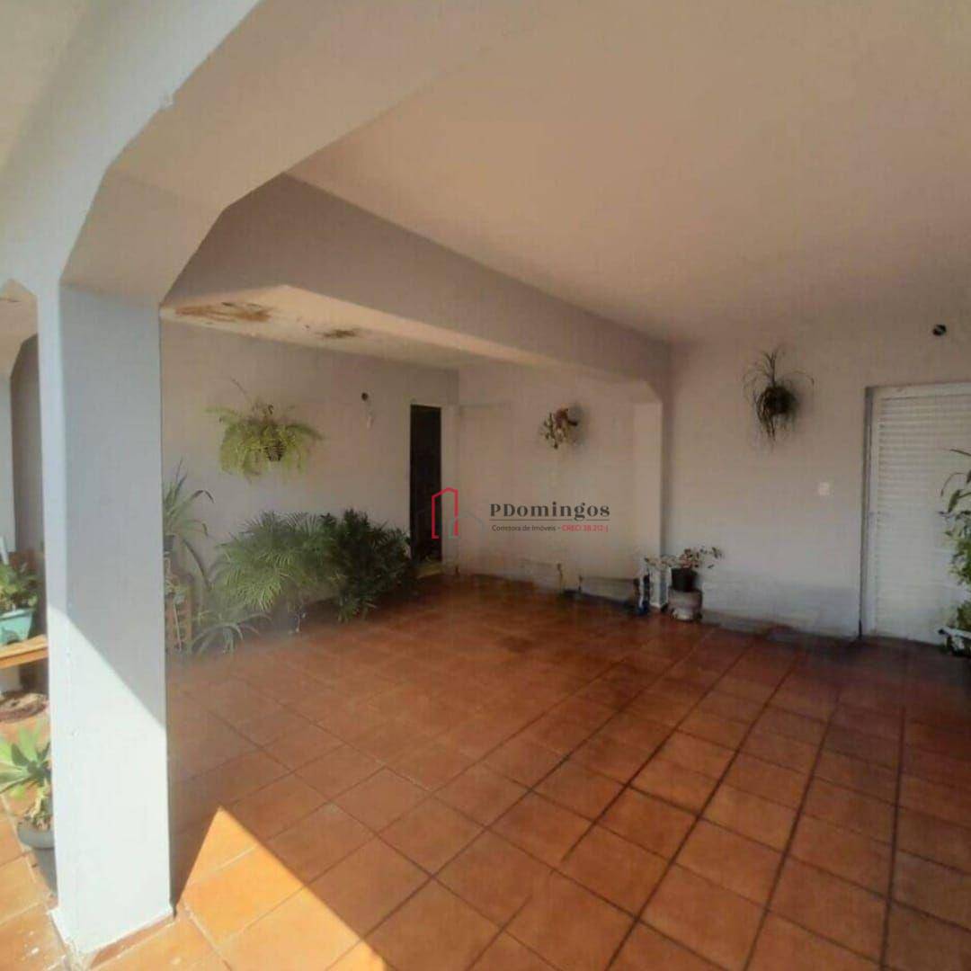 Sobrado à venda com 5 quartos, 250m² - Foto 5