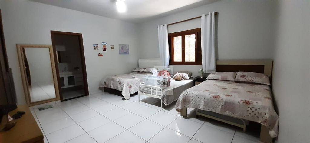 Chácara à venda com 4 quartos, 400m² - Foto 12