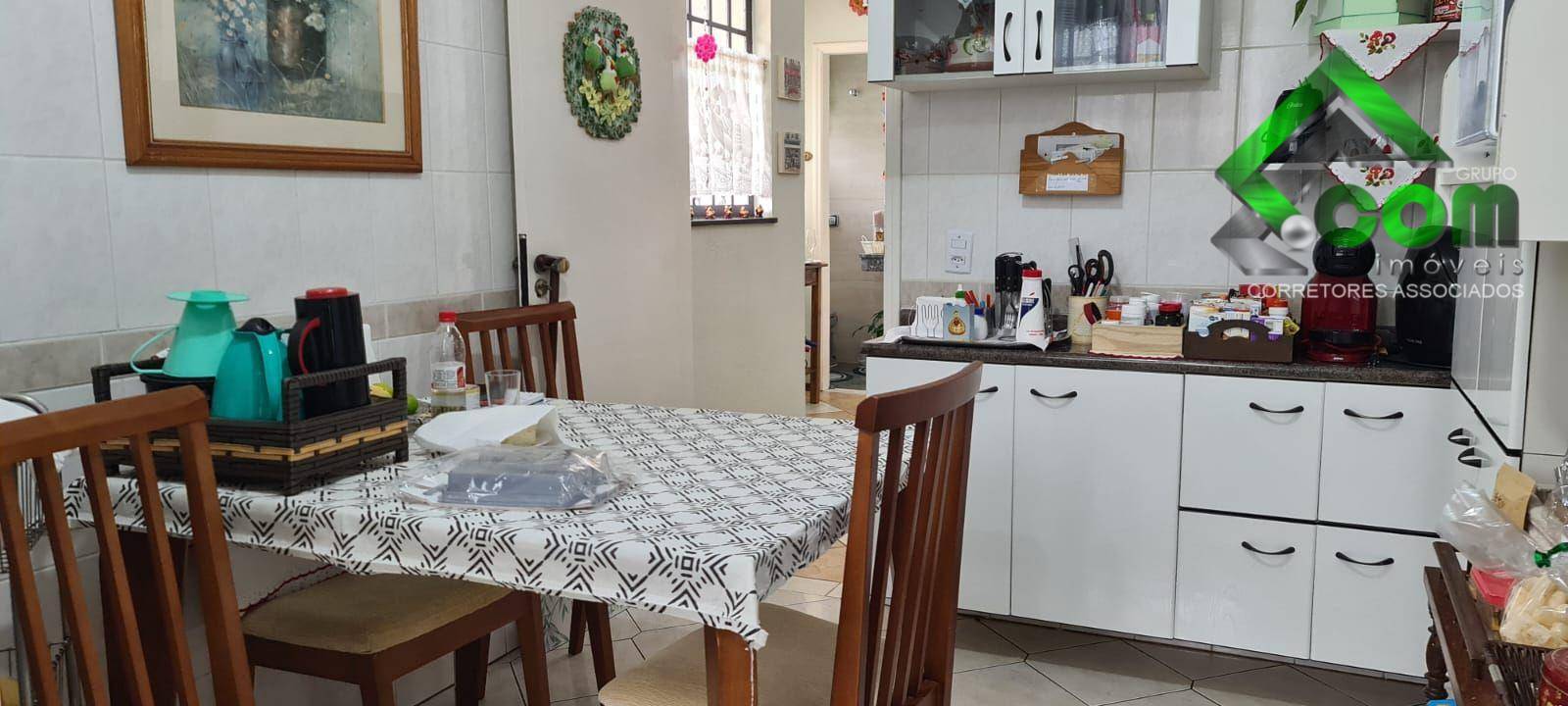 Casa à venda com 3 quartos, 180m² - Foto 12