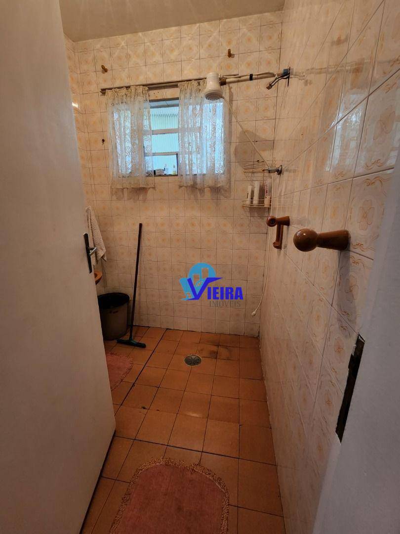 Casa à venda com 2 quartos, 170m² - Foto 11