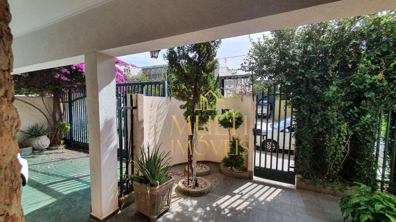Casa à venda com 3 quartos, 272m² - Foto 11