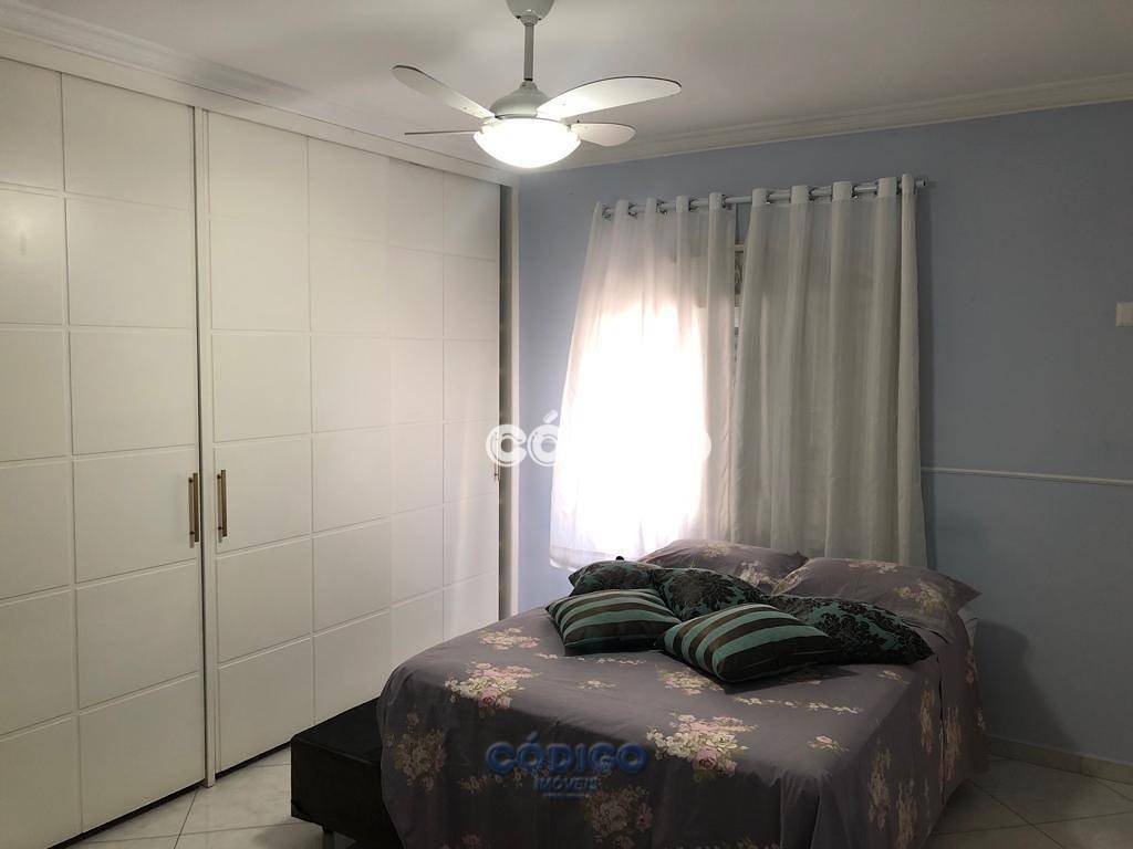 Sobrado à venda com 4 quartos, 350m² - Foto 21